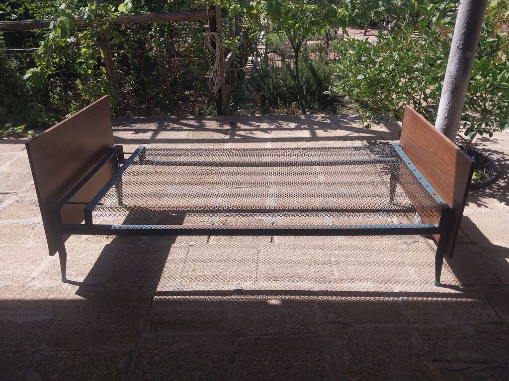 İşlənmiş, Təknəfərlik çarpayı, Bazasız, Matrassız, Siyirməsiz — Yataqlar, Digah (3)