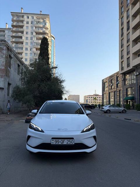 BYD Seal 05, 1.5 L, 7.68 kWh, 2025 il, 64 000 km — Bakı
