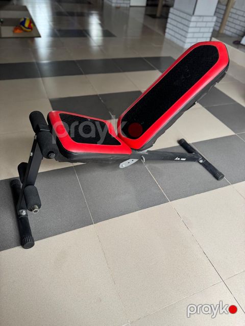 Tənzimlənən fitnes skamyası - Universal dizayn: sinə, çiyin, bel — Digah