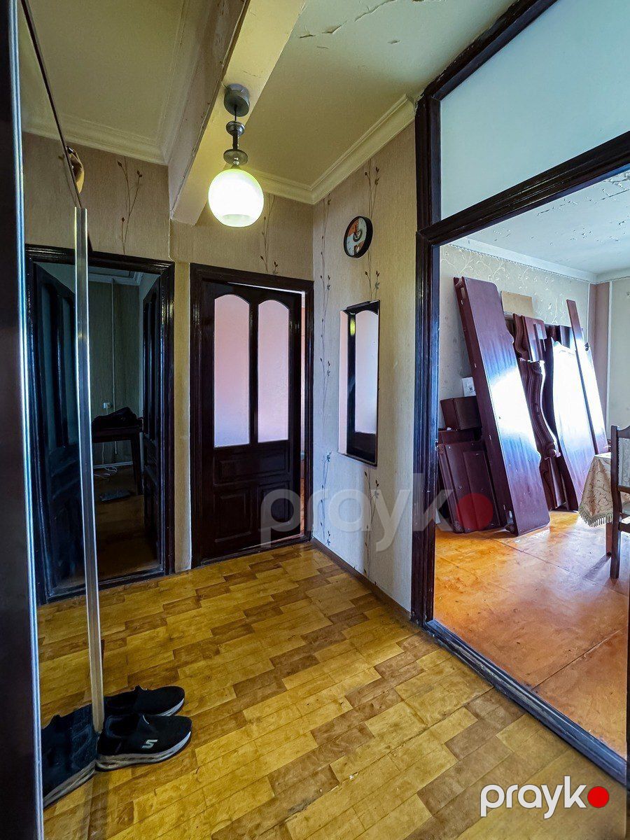 Satılır 4 otaqlı köhnə tikili 100 m² — Mənzil, Bakı (11)