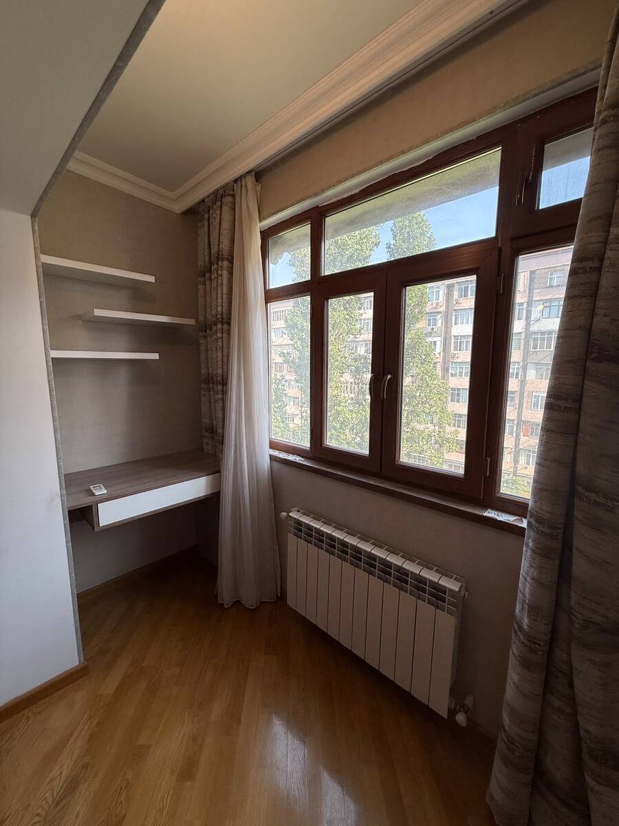Satılır 2 otaqlı köhnə tikili 65 m² — Mənzil, Bakı (9)