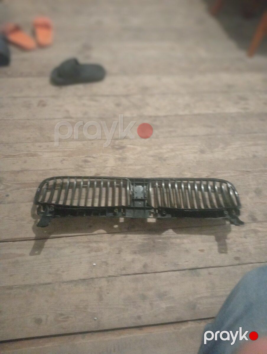 BMW F10 radiator barmaqlığı — Ehtiyat hissələri və aksesuarlar, Bakı (2)
