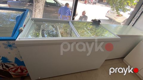 satilir heç bir prablemi yoxdur Şüşə sürgülü qapaqlı — Bakı