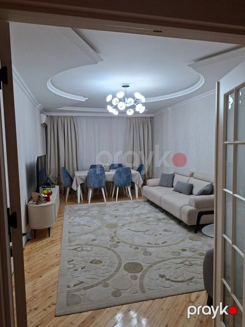 Satılır 3 otaqlı yeni tikili 115 m²