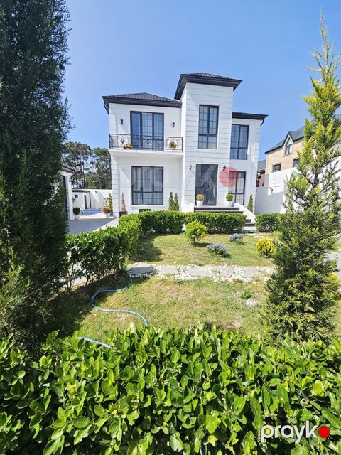 Satılır 5 otaqlı həyət evi/bağ evi 450 m² — Bakı