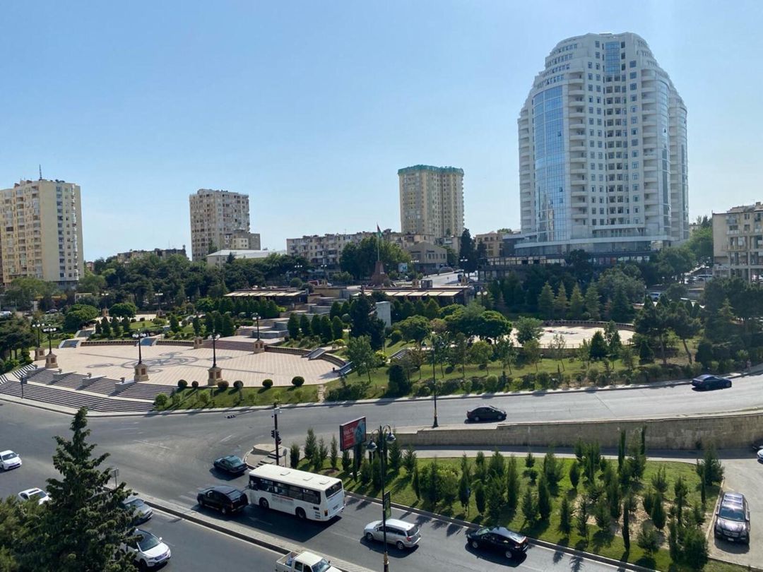 İcarəyə verilir 2 otaqlı yeni tikili 85 m² — Mənzil, Bakı (7)