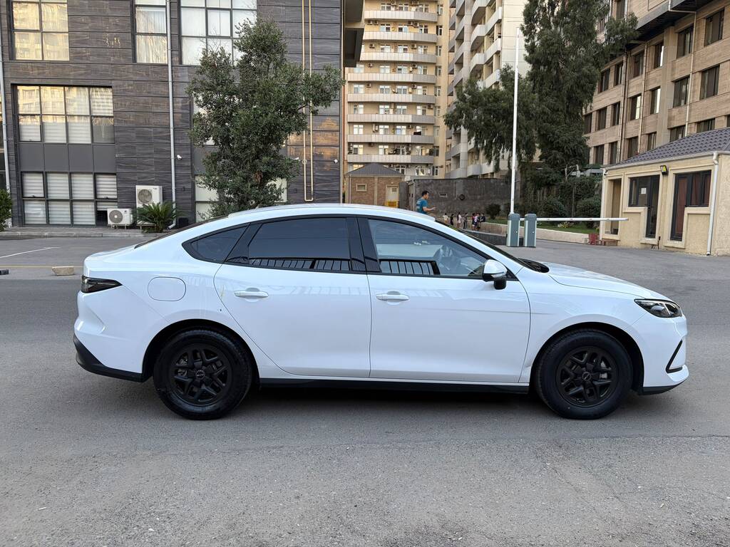 BYD Seal 05, 1.5 L, 7.68 kWh, 2025 il, 64 000 km — Avtomobillər, Bakı (3)