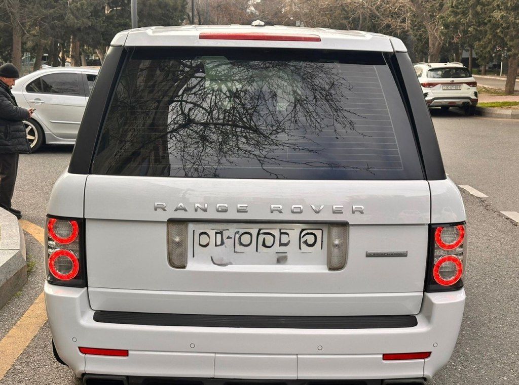 Land Rover Range Rover, 5.0 L, 2011 il, 240 000 km — Avtomobillər, Bakı (2)
