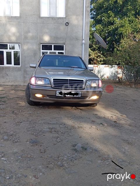 Mercedes C 180, 1.8 L, 2000 il, 22 600 km