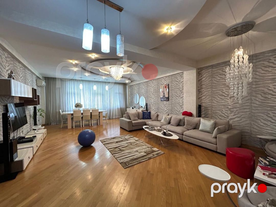 Satılır 5 otaqlı yeni tikili 205 m² — Mənzil, Bakı (2)