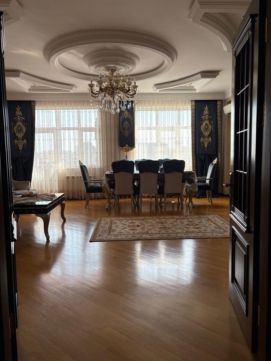 Satılır 4 otaqlı yeni tikili 180 m² — Mənzil, Bakı (5)