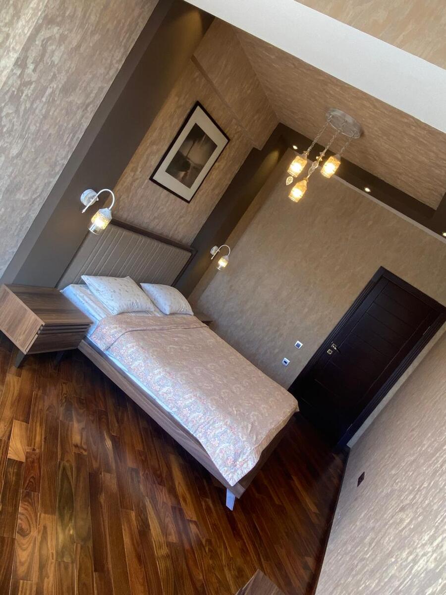 İcarəyə verilir 3 otaqlı yeni tikili 130 m² — Mənzil, Bakı (8)