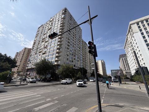 Satılır 3 otaqlı yeni tikili 114 m² — Bakı