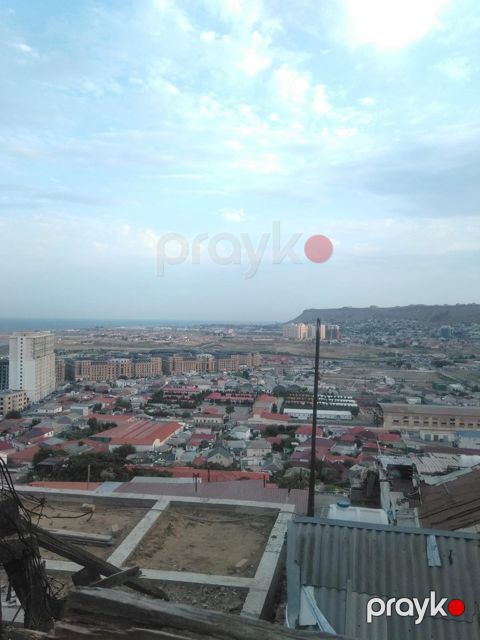Satılır 2 otaqlı həyət evi/bağ evi 60 m²