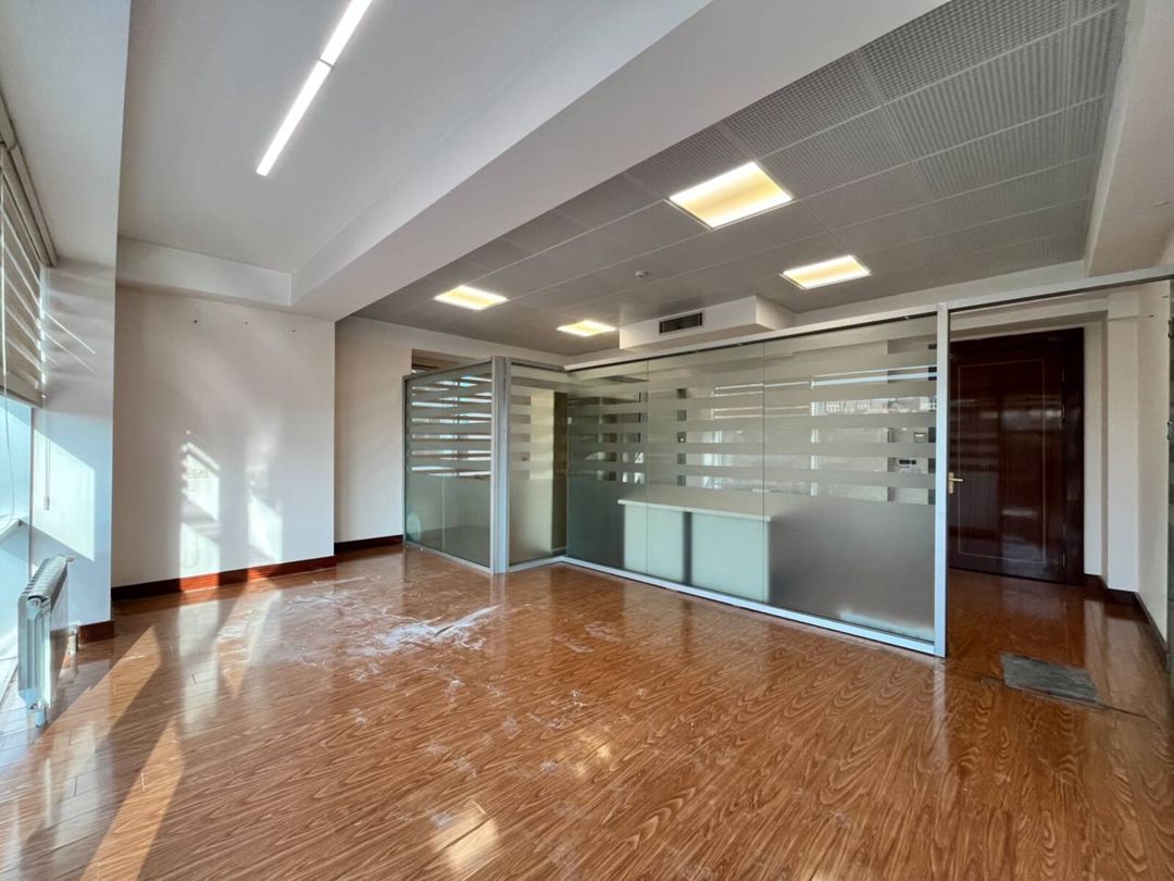 İcarəyə verilir 1 otaqlı ofis 50 m² — Ofis, Bakı (2)