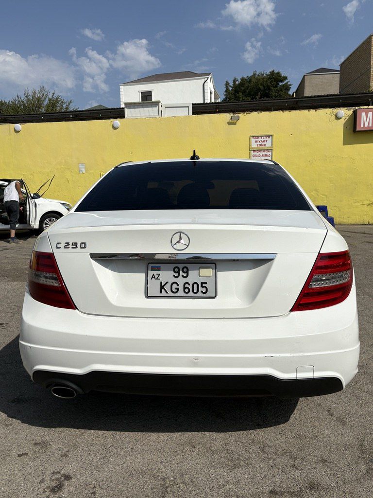 Mercedes C 250, 1.8 L, 2012 il, 374 307 km — Avtomobillər, Bakı (2)