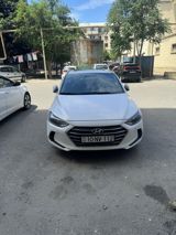 Hyundai Avante, 1.6 L, 2018 il, 70 300 km — Otomobil
