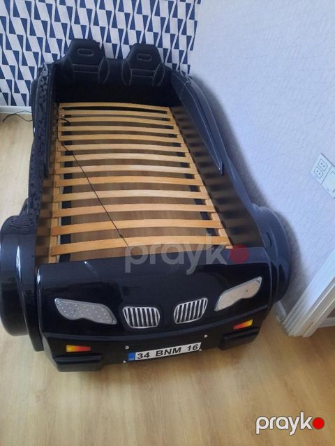 Maşin çarpayi satilir Qiymet 250 man Alt hissede kenarlarinda led — Bakı