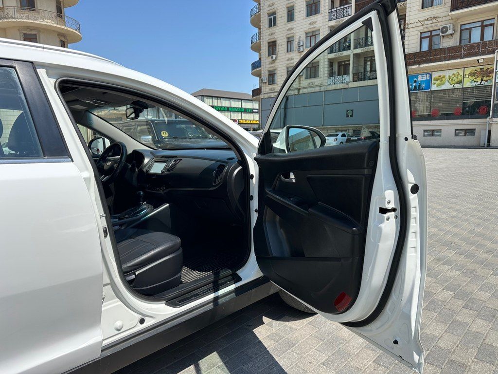 Kia Sportage, 2.0 L, 2011 il, 220 000 km — Avtomobillər, Bakı (12)