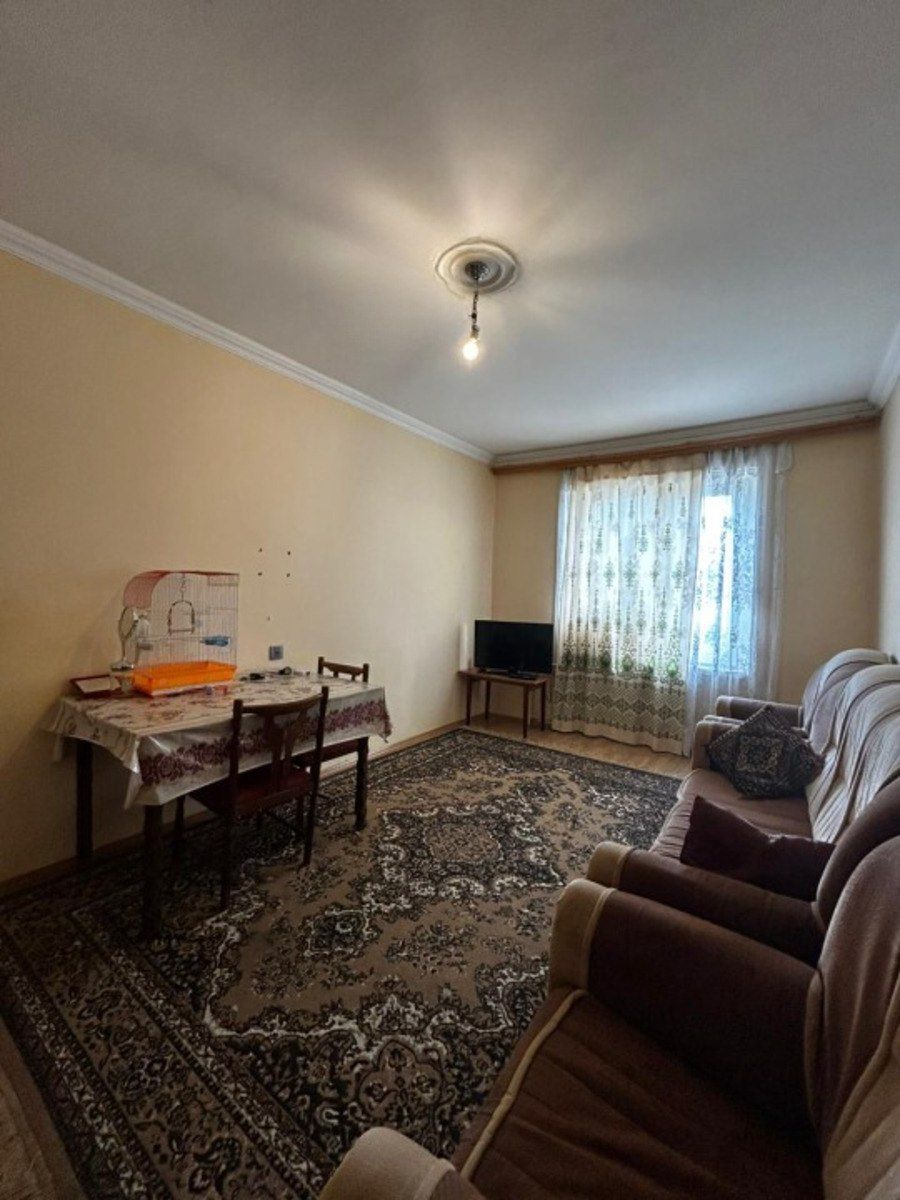 Satılır 5 otaqlı köhnə tikili 65 m² — Mənzil, Bakı (2)