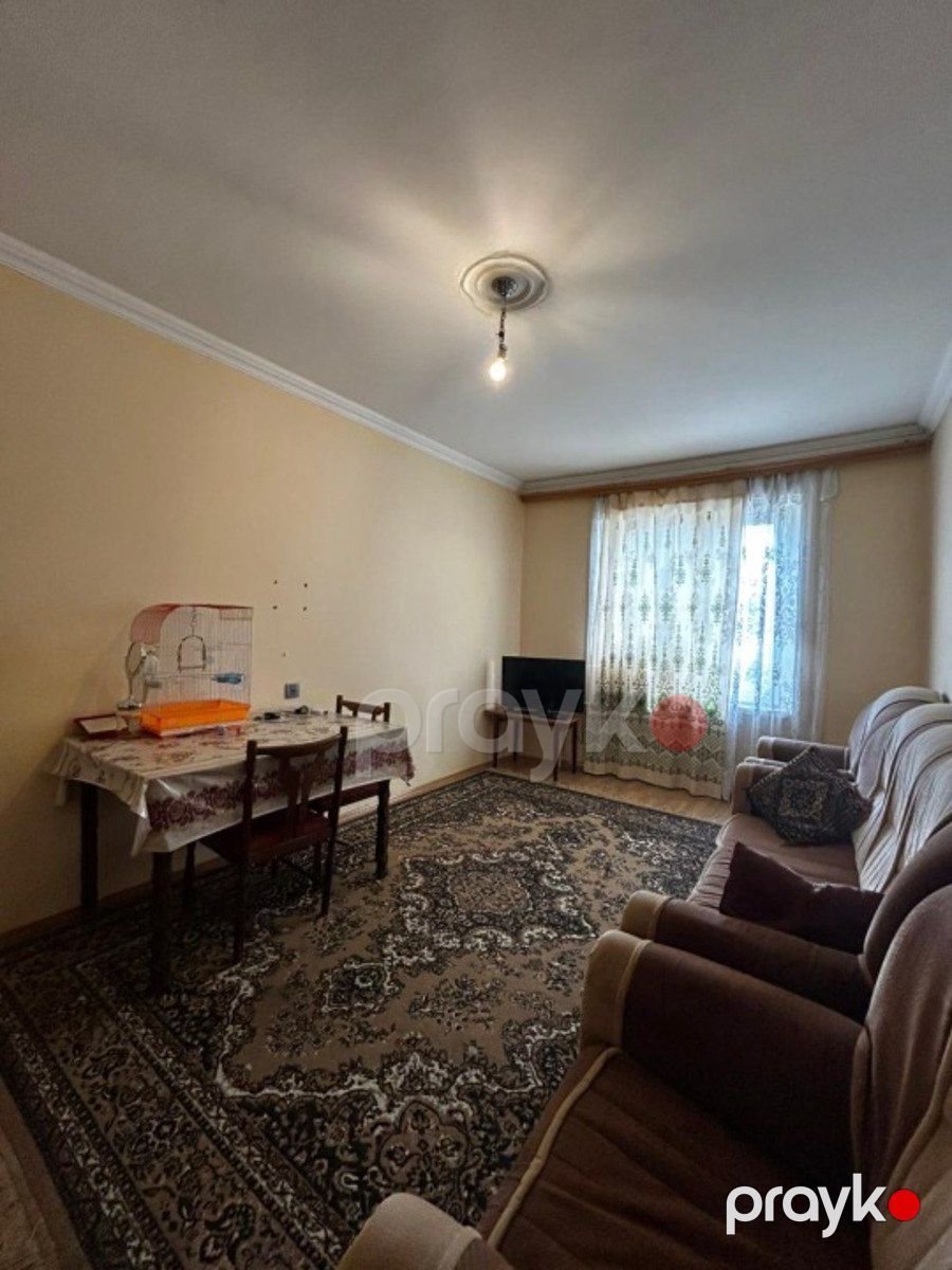Satılır 5 otaqlı köhnə tikili 65 m² — Mənzil, Bakı (2)