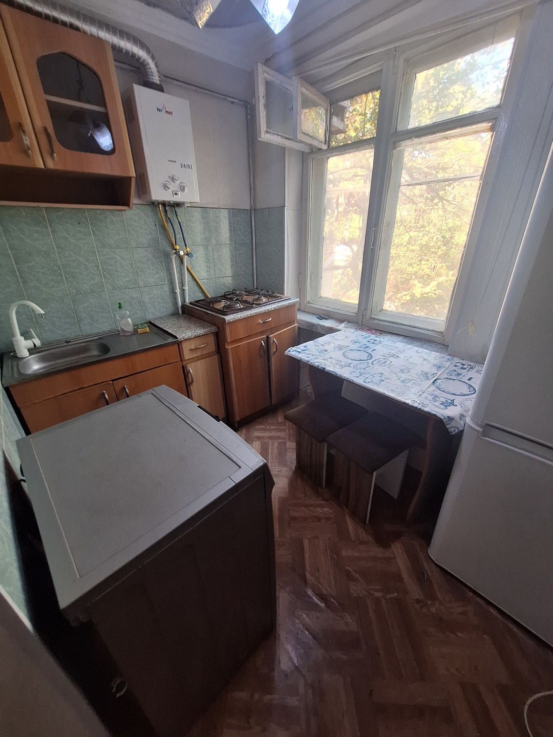 İcarəyə verilir 1 otaqlı köhnə tikili 45 m² — Mənzil, Bakı (6)