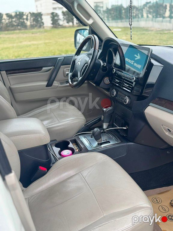 Mitsubishi Pajero, 3.5 L, 2010 il, 291 000 km — Avtomobillər, Bakı (8)