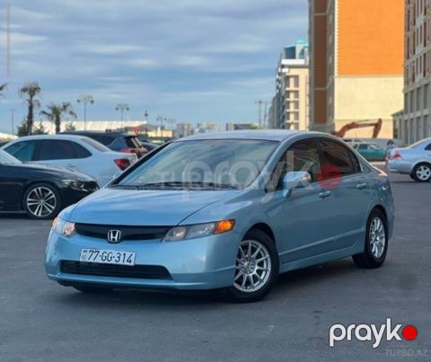 Honda Civic Hybrid sedan - Kuzov: 4 qapılı sedan, açıq mavi rəng — Masazır