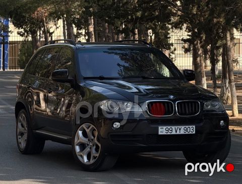 BMW X5, 4.8 L, 2008 il, 260 000 km