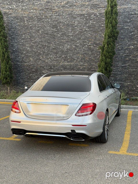 Mercedes E 300, 2.0 L, 2017 il, 140 000 km — Avtomobillər, Bakı (7)