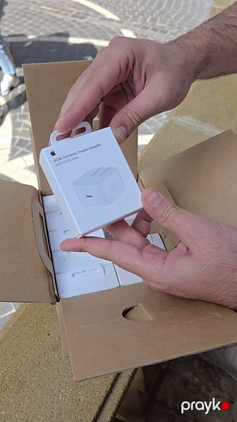 Adapter başlıqları Apple iPhone 17, 17 Pro, 17 Pro Max — Bakı