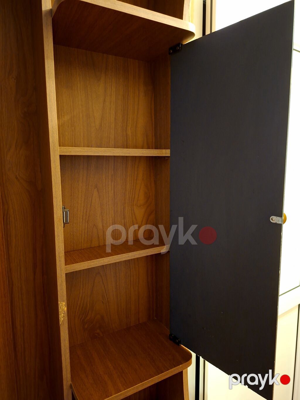 İşlənmiş, 2 qapılı, Güzgülü, Qəhvəyi, Açılan, Düz dolab — Xol üçün, Bakı (6)