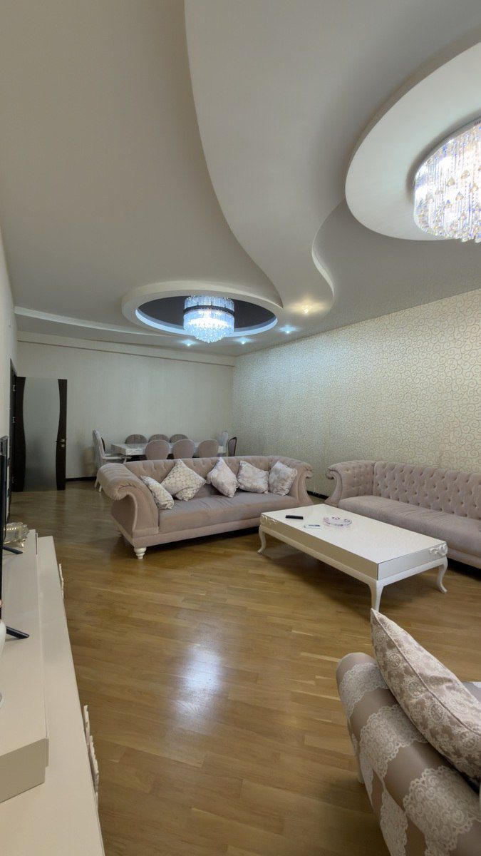 Satılır 4 otaqlı yeni tikili 220 m² — Mənzil, Bakı (2)