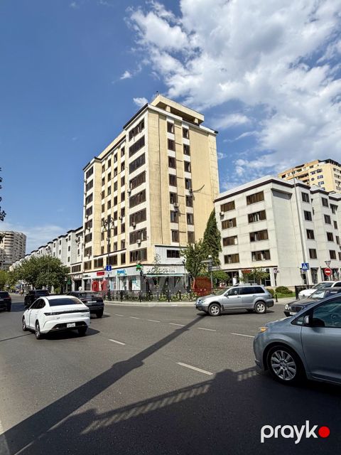 Satılır 3 otaqlı köhnə tikili 80 m²
