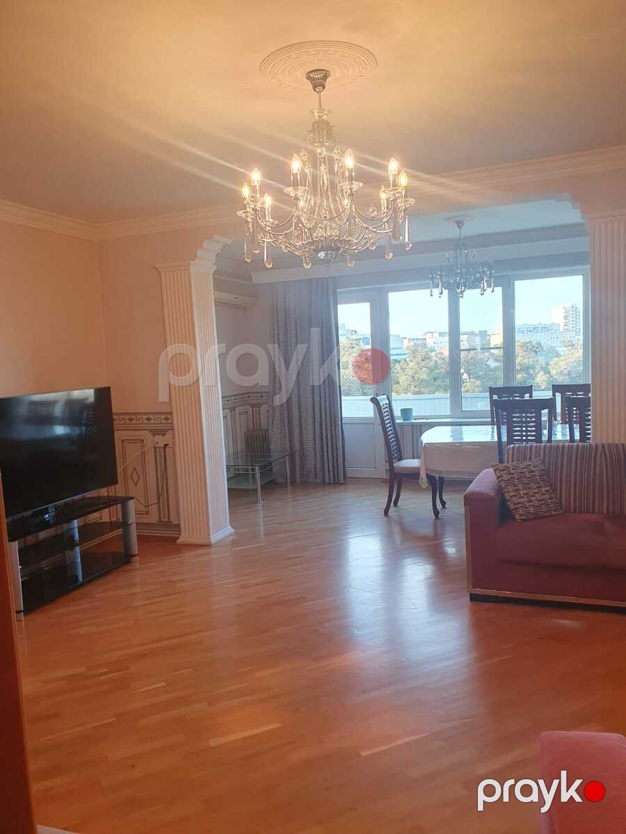 Satılır 5 otaqlı köhnə tikili 120 m² — Mənzil, Bakı (2)