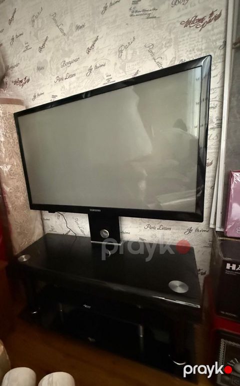 Tv 107 ekran 170 azn yaxşı vəzyıtdədi Unvan Qaradağ rayonu Puta — Bakı