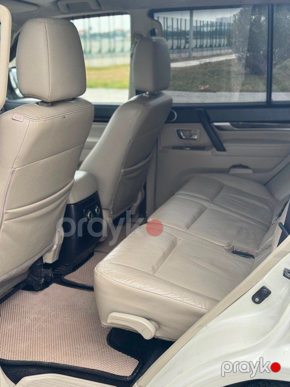 Mitsubishi Pajero, 3.5 L, 2010 il, 291 000 km — Avtomobillər, Bakı (10)