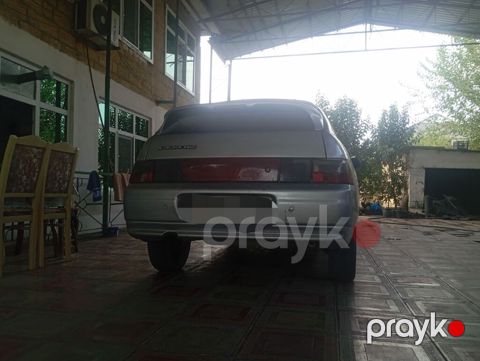 Lada 112, gümüş rəng, hetçbek kuzov. Xüsusiyyətlər: - 5 qapılı — Cəlilabad