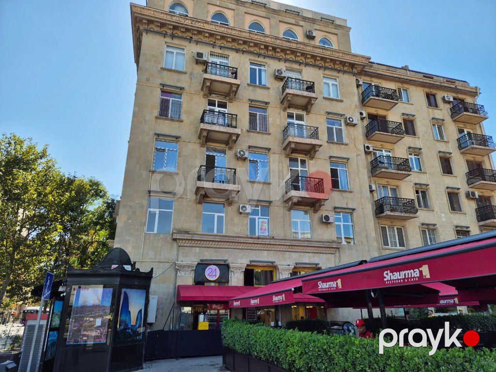 Satılır 3 otaqlı köhnə tikili 105 m² — Mənzil, Bakı (3)