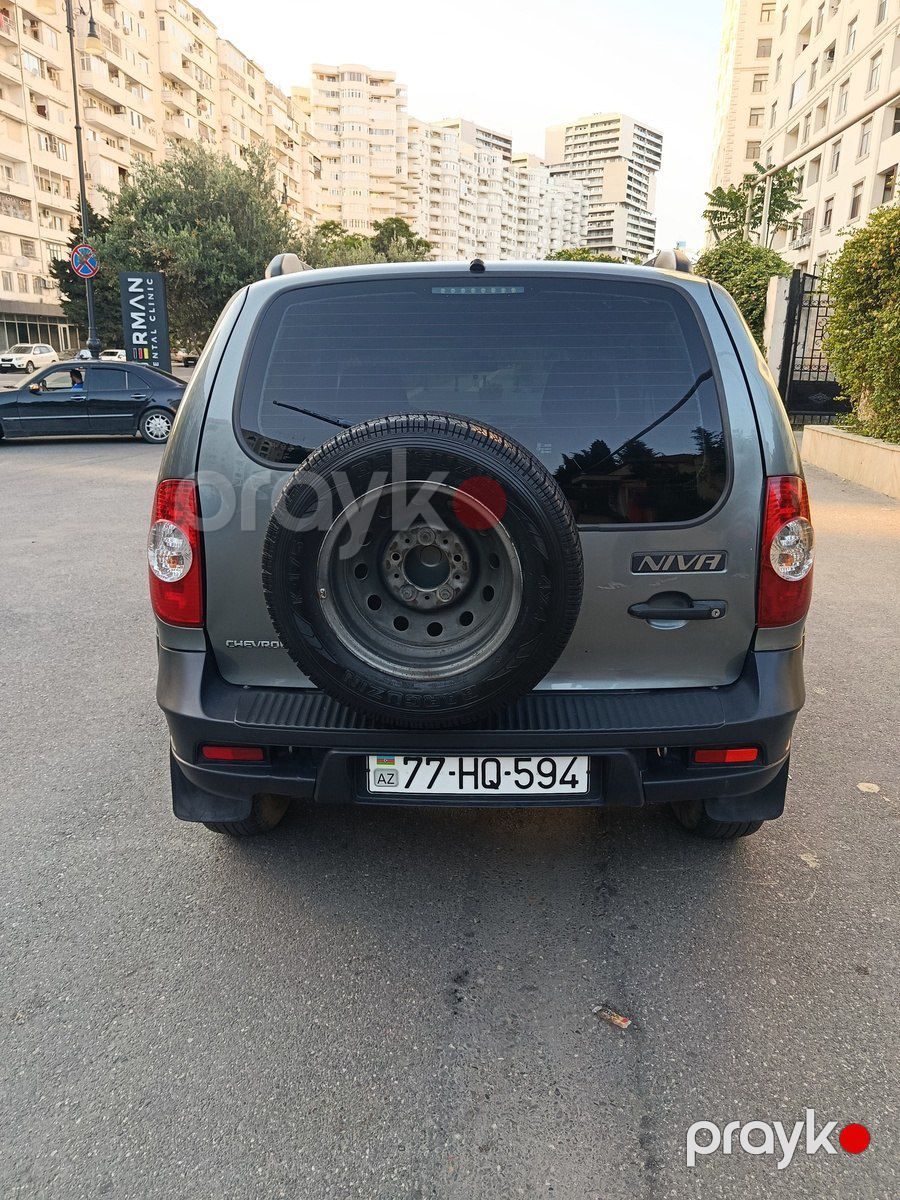 Chevrolet Niva, 2016 il — Avtomobillər, Bakı (2)