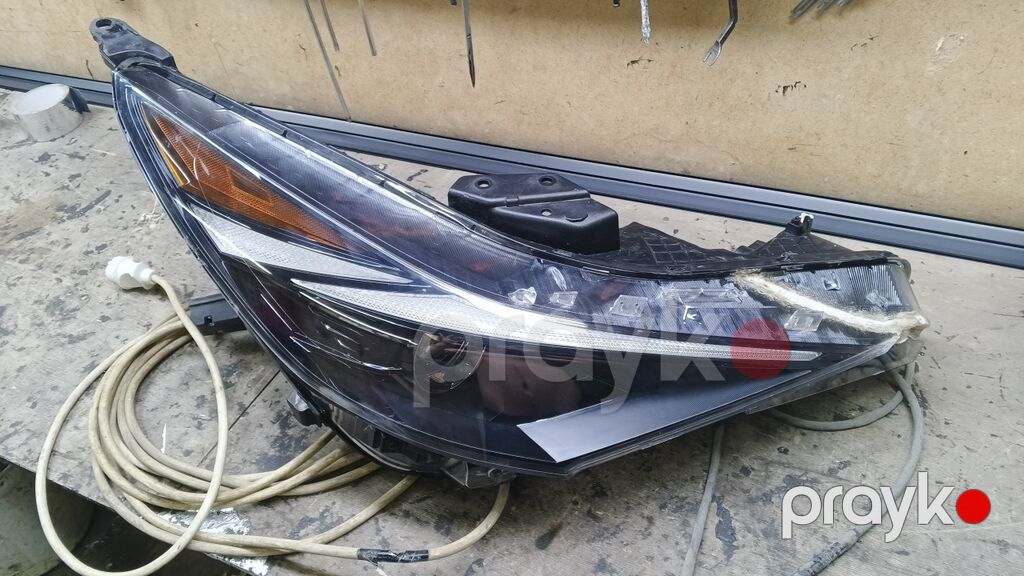 Elantra ücün led fara təmirdə olub korpusda şüşədə cat olub düzəlib — Avtomobil işığı, Bakı (10)