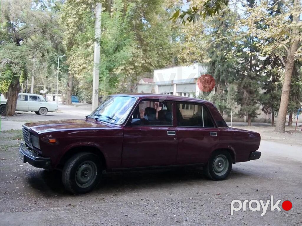 Model: Lada (VAZ) 2107 sedan Rəng: tünd bordo Kuzov: 4 qapı, klassik — Avtomobillər, Şəki (6)