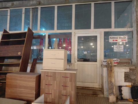 Satılır obyekt 360 m² — Bakı