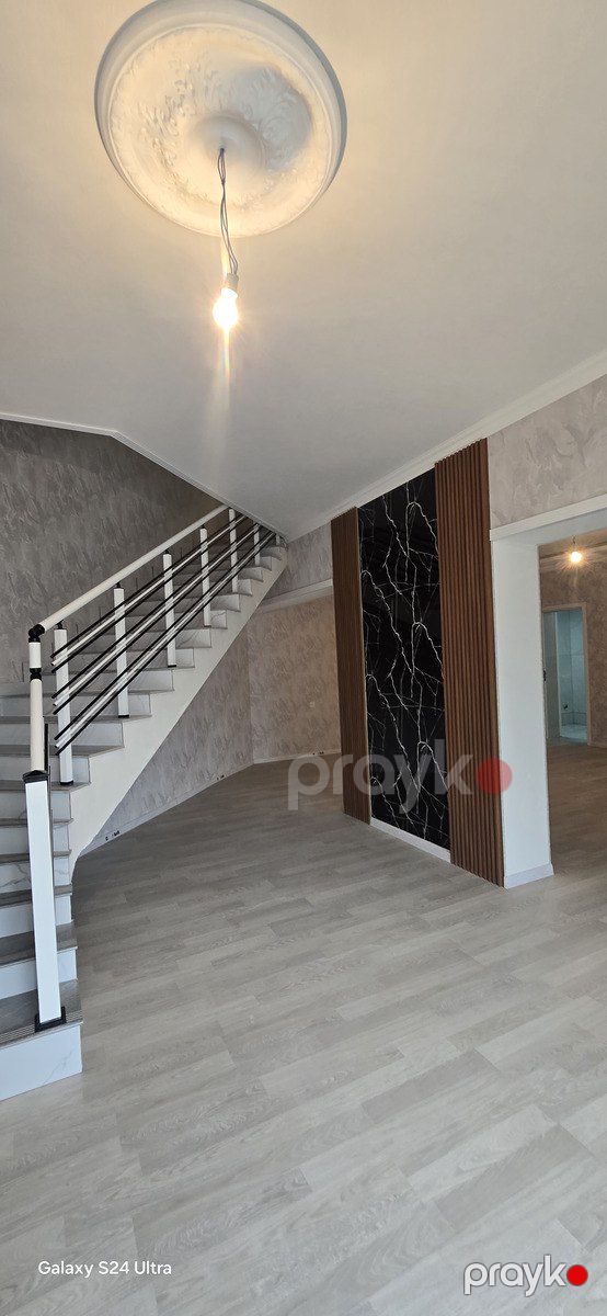 Satılır 4 otaqlı həyət evi/bağ evi 180 m² — Ev, villa, Bakı (6)