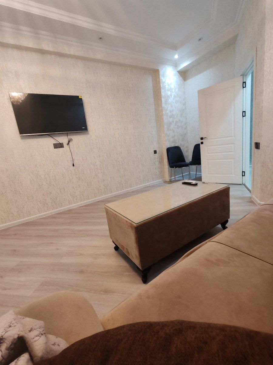 İcarəyə verilir 2 otaqlı yeni tikili 90 m² — Mənzil, Bakı (7)