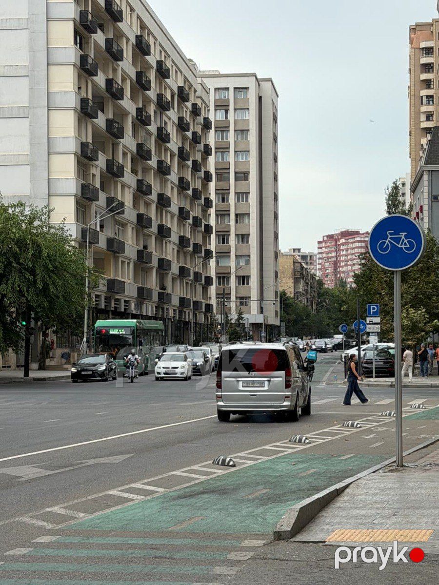 4-otaqlı yeni tikili, 28 May m., 180 m² — Mənzil, Bakı (3)