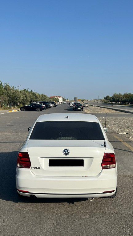Volkswagen Polo, 1.6 L, 2018 il, 128 000 km — Avtomobillər, Bakı (6)