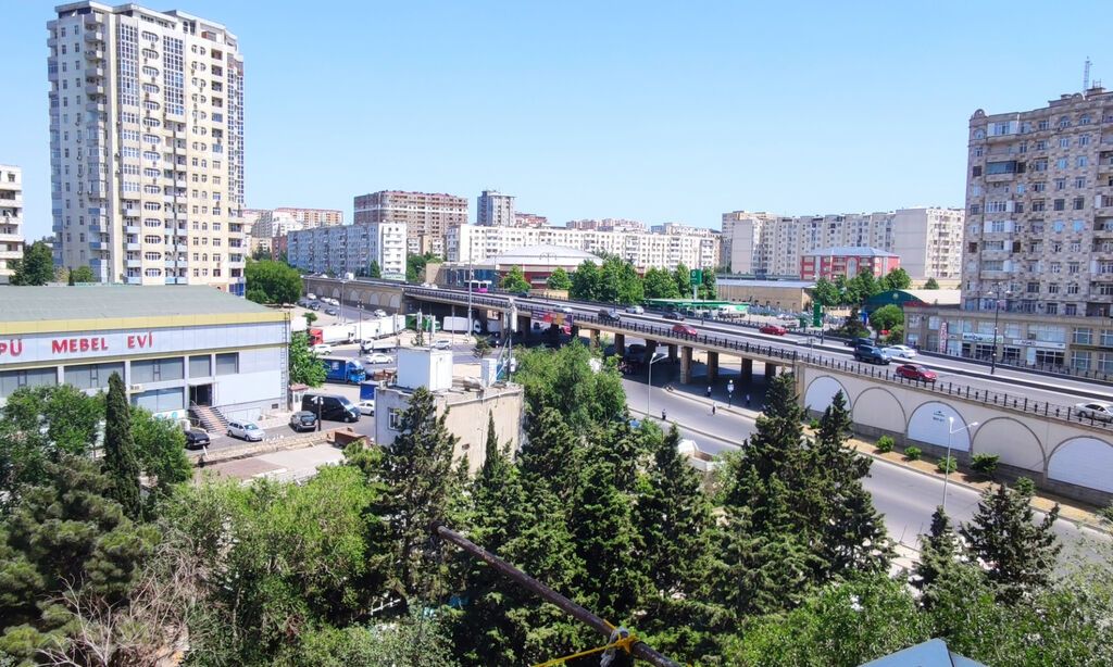 1 nəfər xanım otaq yoldaşı axtarılır. Xalqlar Dostluğu metrosunun düz — Mənzil, Bakı (4)