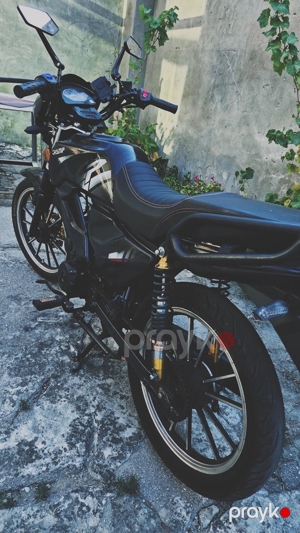 Salam qiymətdə cuzi endirim ola bilər sənədləri var bu qiymətə sənədli — Motosikletlər, Bakı (6)