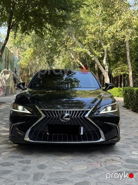 Lexus ES 300h, 2.5 L, 1.3 kWh, 2023 il, 77 000 km